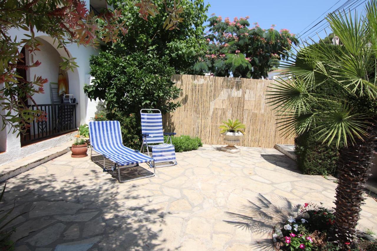 Planta Baja, Primera Linea, Playa, Jardin Privado, Ardiaca, Cambrils, Apartamento Jacqueline Ngoại thất bức ảnh
