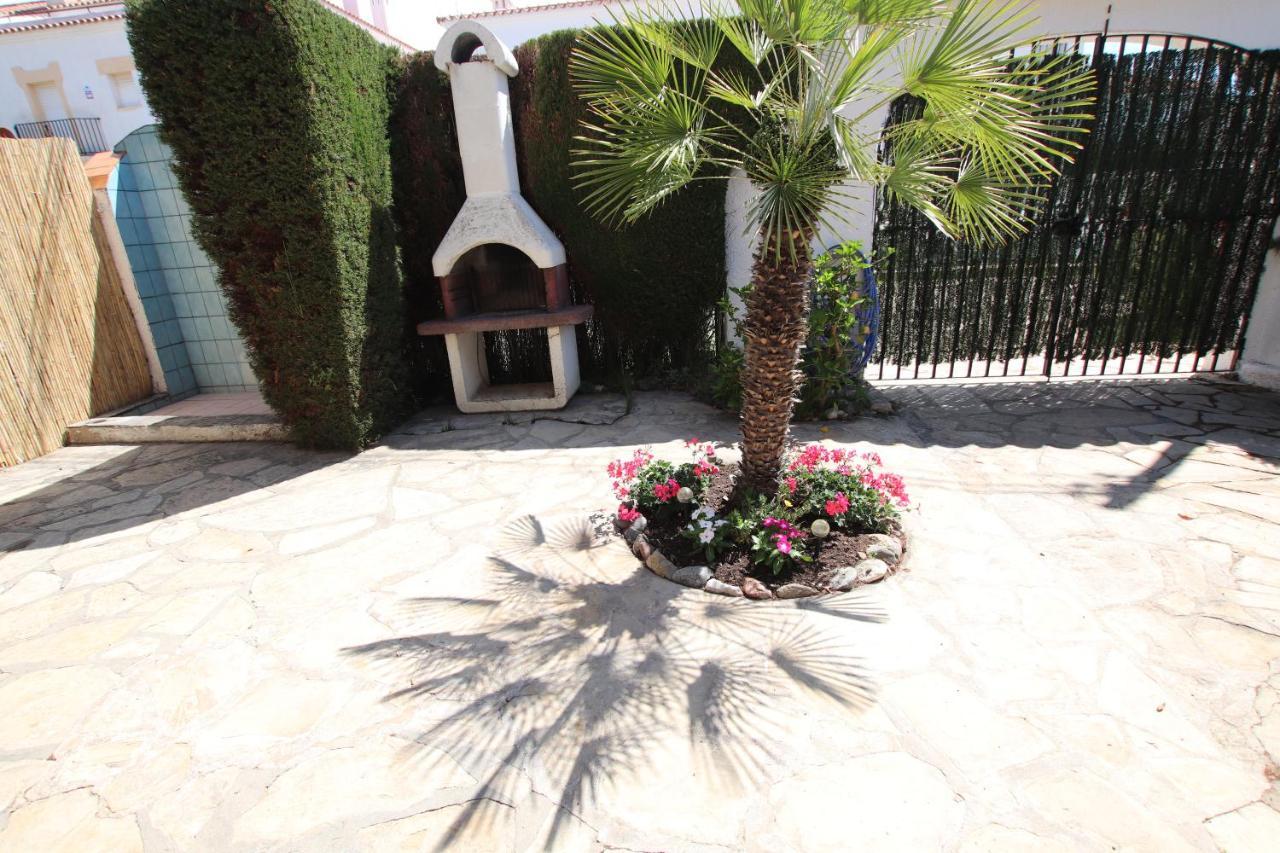 Planta Baja, Primera Linea, Playa, Jardin Privado, Ardiaca, Cambrils, Apartamento Jacqueline Ngoại thất bức ảnh