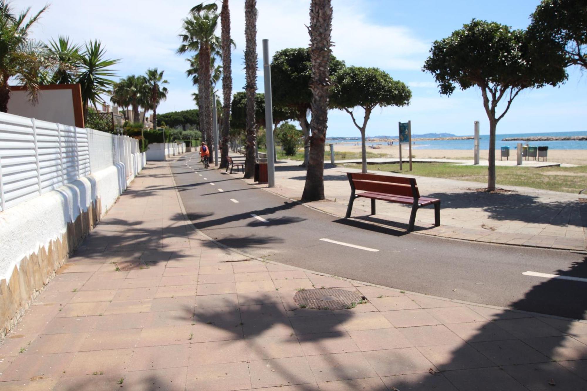 Planta Baja, Primera Linea, Playa, Jardin Privado, Ardiaca, Cambrils, Apartamento Jacqueline Ngoại thất bức ảnh